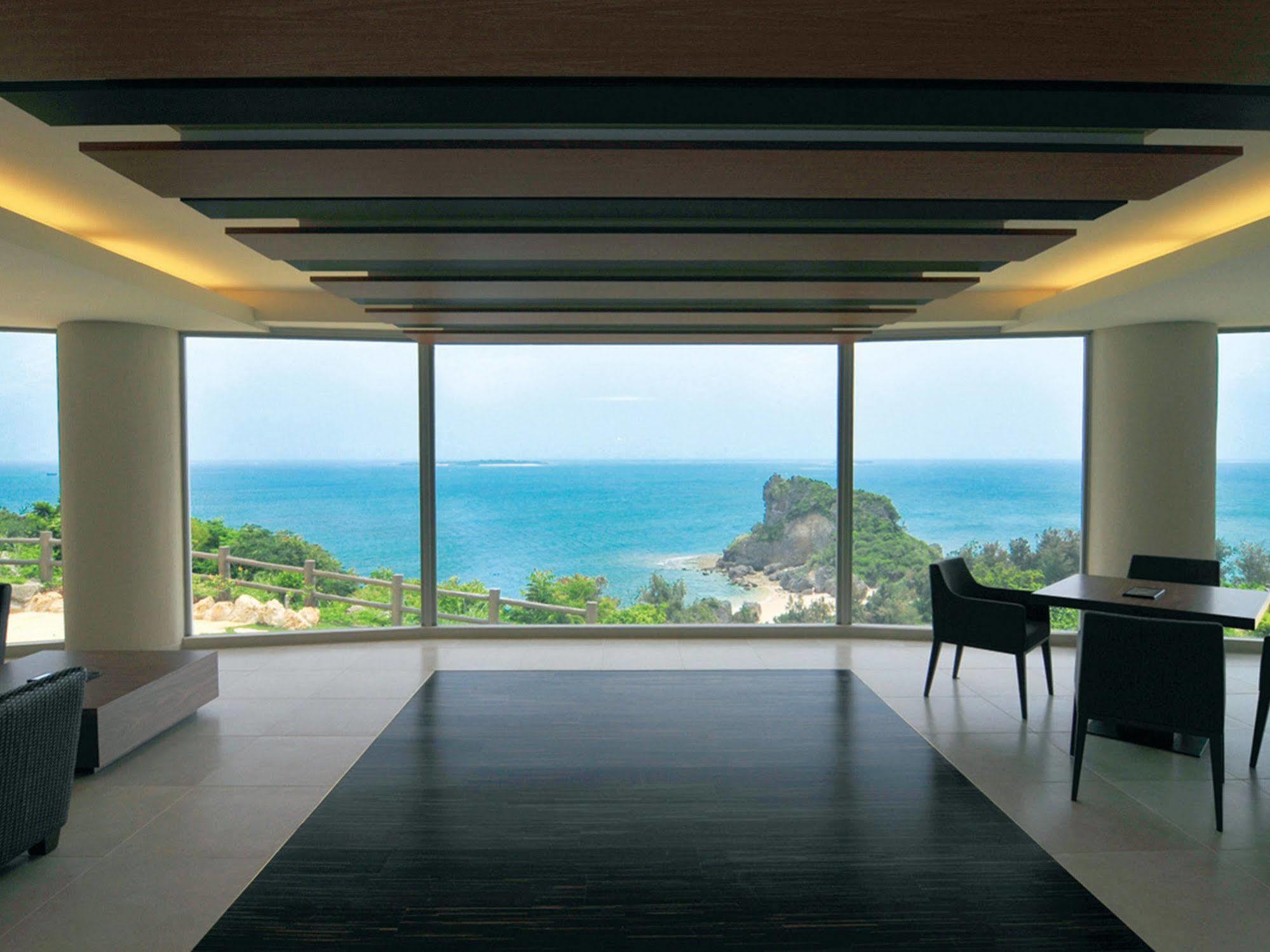 Hotel Hamahigashima Resort Uruma Exterior photo